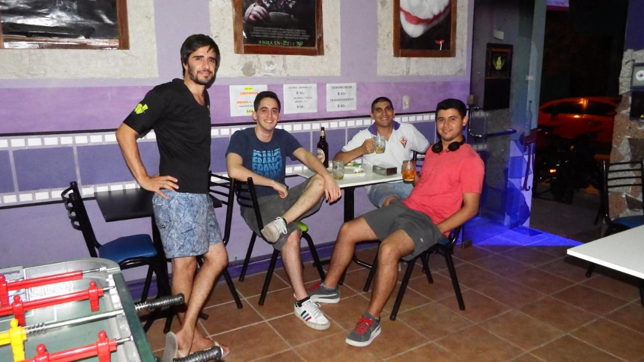 Hostel De Pichincha Gualeguaychú Extérieur photo